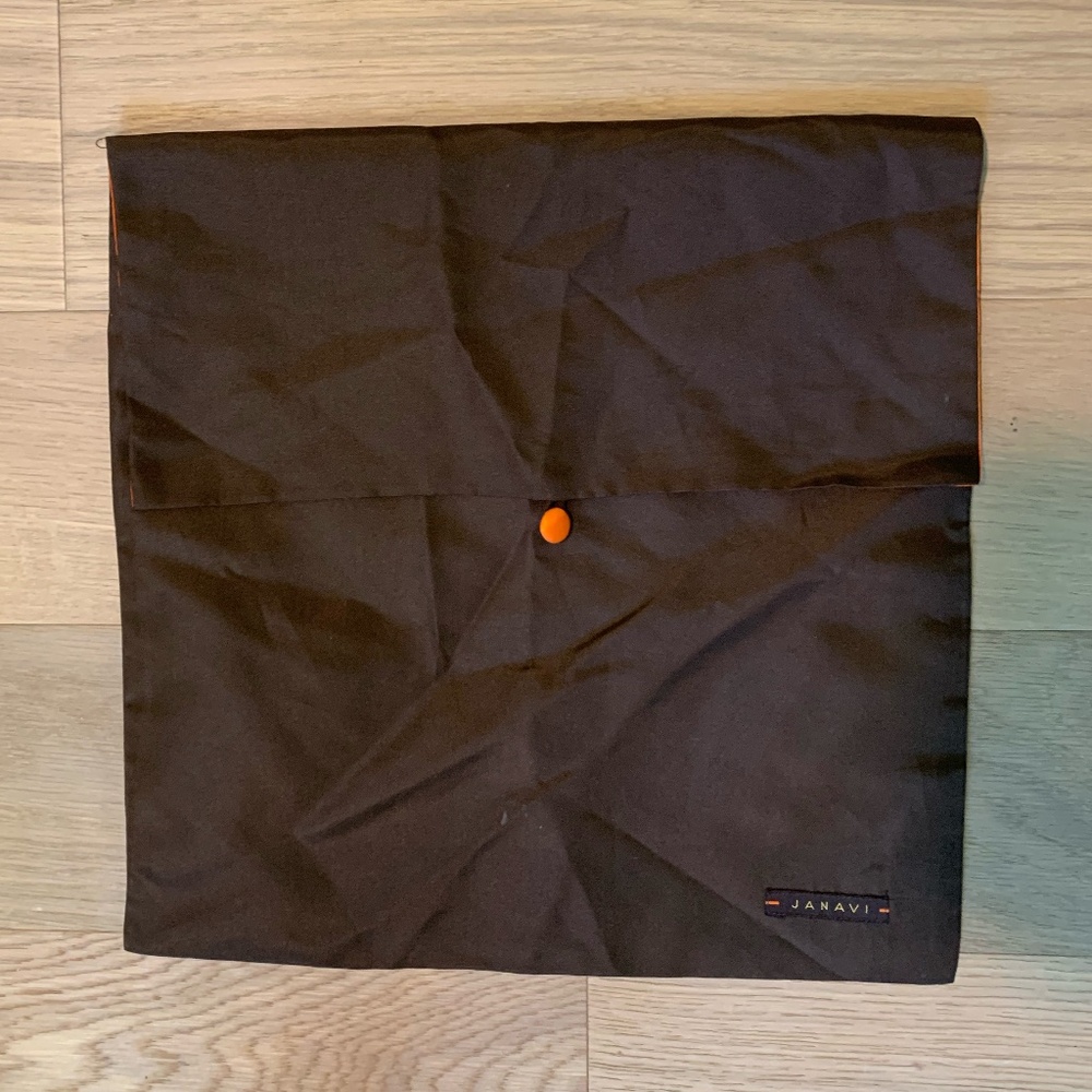 Janavi Dust Bag